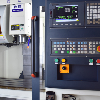 Cnc высокой точности подвергая вертикальное перемещение механической обработке оси x центра 900mm